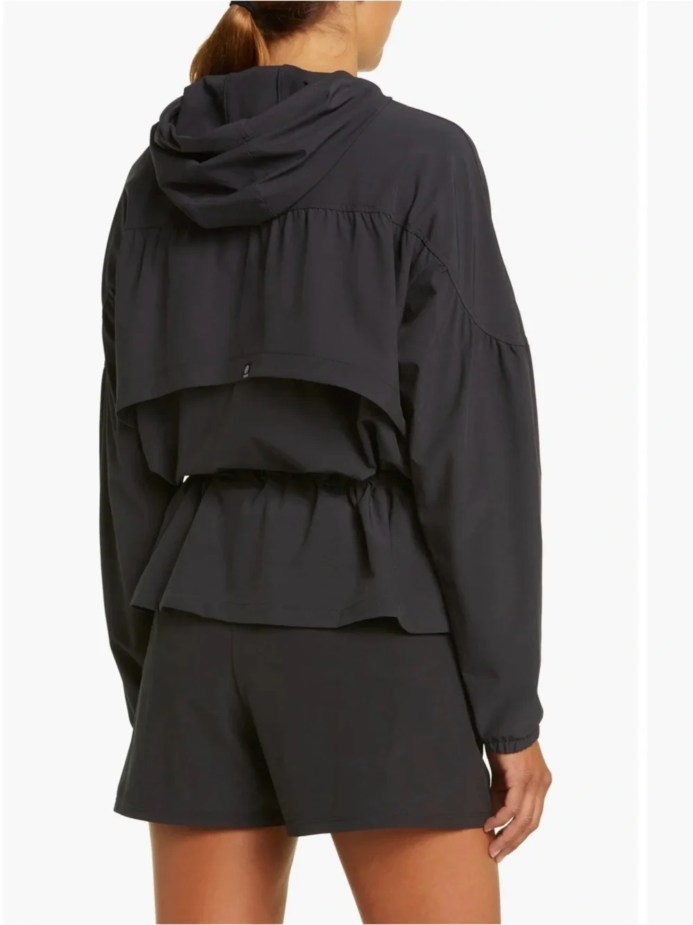 Zella zip owned laid